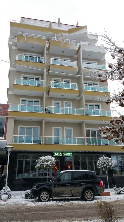 Hotel Pogradeci Exteriér fotografie