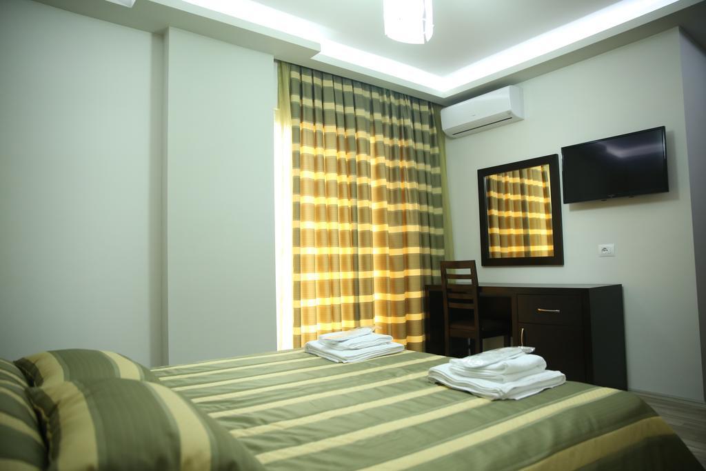 Hotel Pogradeci Pokoj fotografie