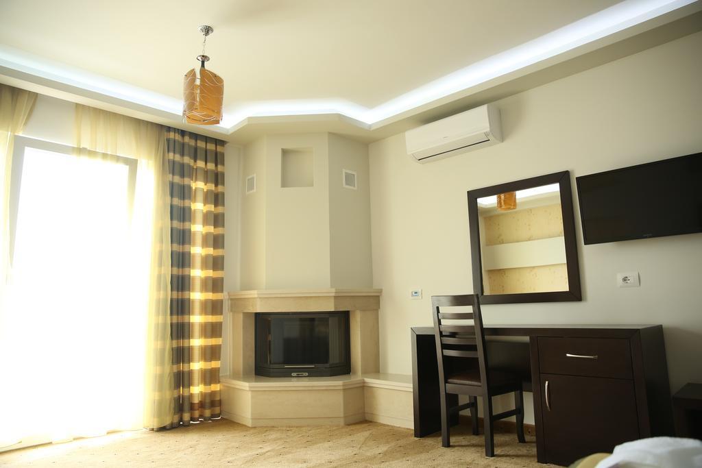 Hotel Pogradeci Pokoj fotografie